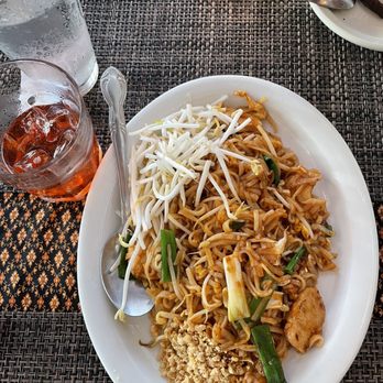 Nam Thai Restaurant & Bar - Pad Thai - Thai Near Me - Kemah, Texas Nam Thai Restaurant & Bar - Pad Thai - Thai Near Me - Kemah, Texas