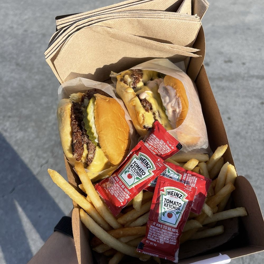 DOUBLE CHEESEBURGER DOUBLE CHEESEBURGER
