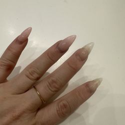 Luxe Nail Bar