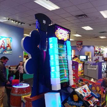Chuck E. Cheese - Pizza Near Me - Knoxville, Tennessee