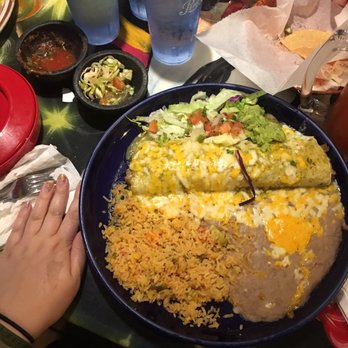 El Tapatio - Carnitas burrito - Mexican Near Me - Page, Arizona