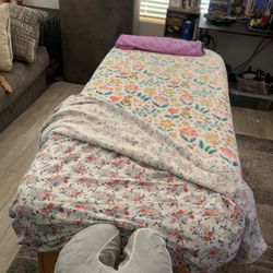 Reigning Kneads Mobile Massage - Mobile massage setup