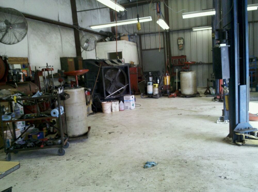 Hen Le Auto Shop, Houston Roadtrippers