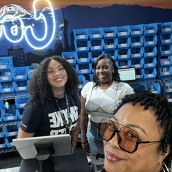 Cookies Flamingo Las Vegas Dispensary - Hats off to Ariel and Cuzzo Tonya!! Thanks for being so sweet!!