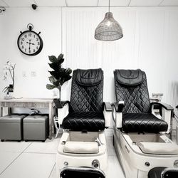 Kleinburg Nails Studio