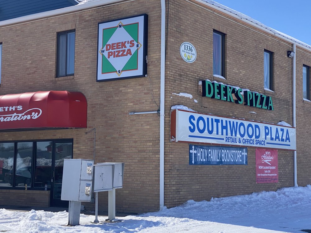 DEEK’S PIZZA 12 Photos 1336 25th Ave S, Fargo, North Dakota Pizza