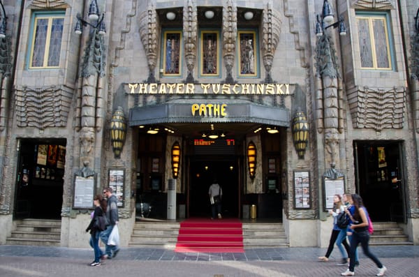 Pathé Koninklijk Theater Tuschinski by null