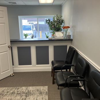 Berman Craig - Reception area. - Chiropractors Near Me - Pottstown, Pennsylvania Berman Craig - Reception area. - Chiropractors Near Me - Pottstown, Pennsylvania