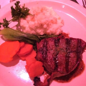 Bistro Le Cep - Hrw filet mignon - French Near Me - Houston, Texas