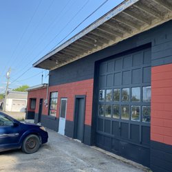 Rusty Nuts Garage