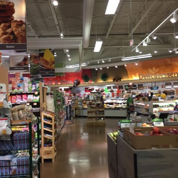 Stop & Shop - Wayland Stop&Shop -- Wayland Town Center : 101 Andrew Avenue, Wayland Interior - Grocery Near Me - Wayland, Massachusetts Stop & Shop - Wayland Stop&Shop -- Wayland Town Center : 101 Andrew Avenue, Wayland Interior - Grocery Near Me - Wayland, Massachusetts