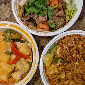 Pad Thai - Pineapple curry, beef salad, pad Thai - Thai Near Me - Saint Louis, Missouri Pad Thai - Pineapple curry, beef salad, pad Thai - Thai Near Me - Saint Louis, Missouri