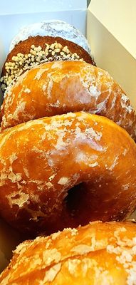 Lee's Donuts Gastown by null