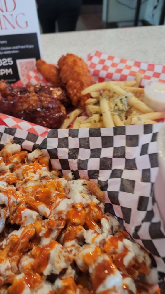 Kasi's Chicken And Fries Logo