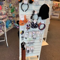 Claire’s - Birmingham - Halloween accessories