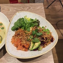 Dean & David - Salmon avocado bowl