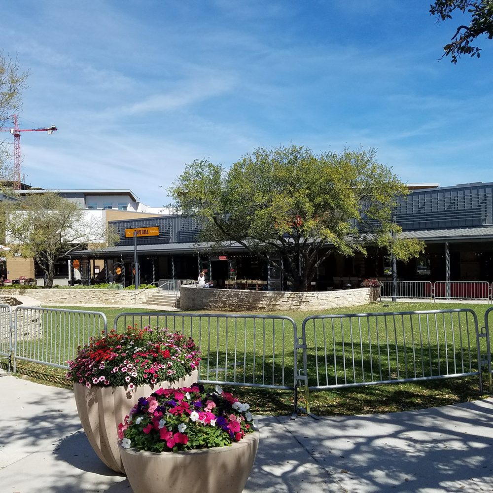 Domain NORTHSIDE - Shopping Centers Near Me - Austin, Texas