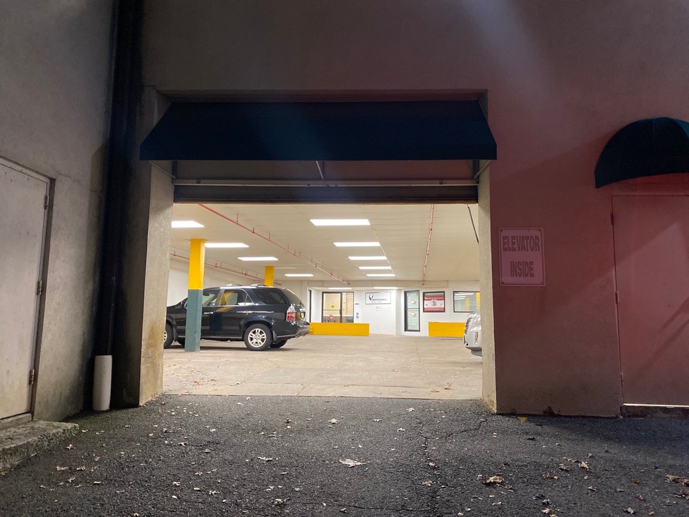 PROFESSIONAL PHYSICAL THERAPY Updated September 2024 16 Photos