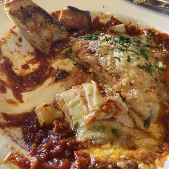 Catelli's - 10 layer lasagna in Dominica Domenica's Sauce - New American Near Me - Geyserville, California Catelli's - 10 layer lasagna in Dominica Domenica's Sauce - New American Near Me - Geyserville, California