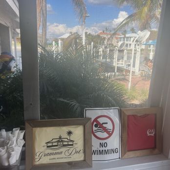 Gramma Dot's - Seafood Near Me - Sanibel, Florida