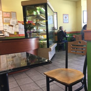 Fay Da Bakery - Dining area - Bakeries Near Me - Forest Hills, New York