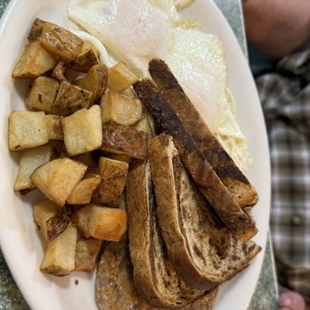 The Richford Diner - Diners Near Me - Richford, New York The Richford Diner - Diners Near Me - Richford, New York
