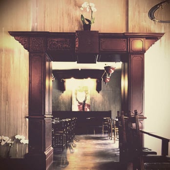 Courtesan - Court Entrance - Dim Sum Near Me - London, XGL Courtesan - Court Entrance - Dim Sum Near Me - London, XGL