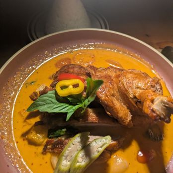 Glin Thai Bistro - Duck Curry - Thai Near Me - Brooklyn, New York