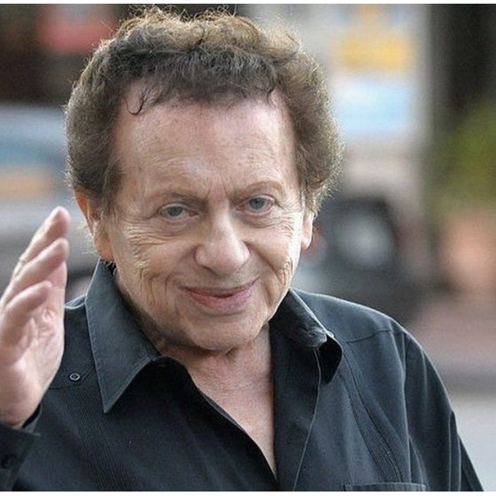 Applejack Diner - The late Jackie Mason. Good at remembering names. - Diners Near Me - New York, New York