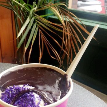Lickety Split Ice Cream Shoppe - Ice Cream & Frozen Yogurt Near Me - Williamstown, Massachusetts