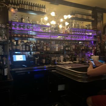 Figaro Bistrot - Bar area - French Near Me - Los Angeles, California Figaro Bistrot - Bar area - French Near Me - Los Angeles, California