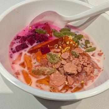 Chong Qing Wharf - Free AYCE dessert from their menu if you pay by cash - Hot Pot Near Me - Brooklyn, New York