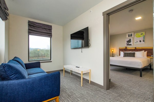Independence Hotel by null