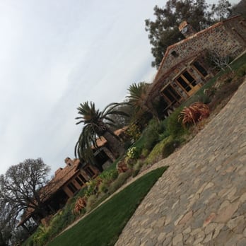 B Wise Vineyards - Brion's House - Wine Tasting Room Near Me - Kenwood, California B Wise Vineyards - Brion's House - Wine Tasting Room Near Me - Kenwood, California