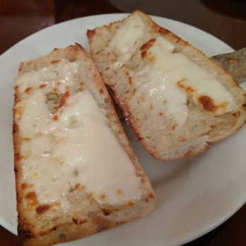 Ida's Restaurant - Garlic cheese bread - Italian Near Me - Middletown, Rhode Island
