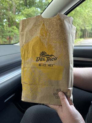 Del Taco by null
