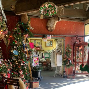 Granny's Attic Antique Mall - A festive foyer to Granny's Attic. - Antiques Near Me - Temecula, California