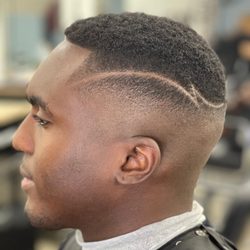 Cristina Dominican Salon - Corte y diseño