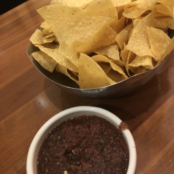 Cantina Laredo - Complimentary chips and salsa - Mexican Near Me - Bloomington, Minnesota