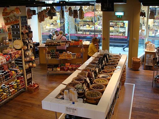 Wally's Delicatessen