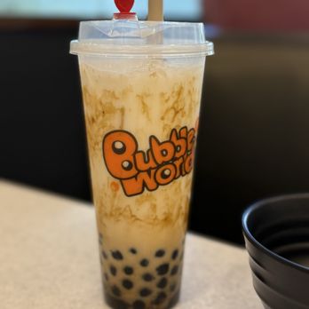 Bubble World - Brown Sugar Pearl Latte - Taiwanese Near Me - Burnaby, British Columbia