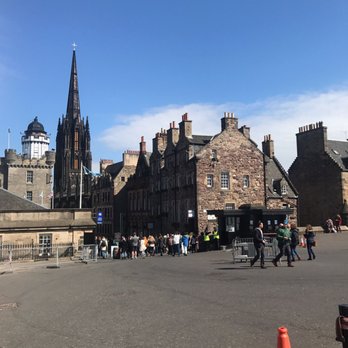 Edinburgh Castle - Landmarks & Historical Buildings Near Me - Edinburgh, EDH