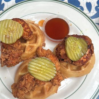 7th & Carson - Chicken + Waffles - New American Near Me - Las Vegas, Nevada