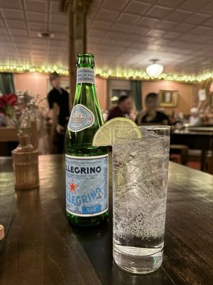 Chico Hot Springs Resort & Day Spa by null