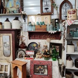 Mary's Gift Shop