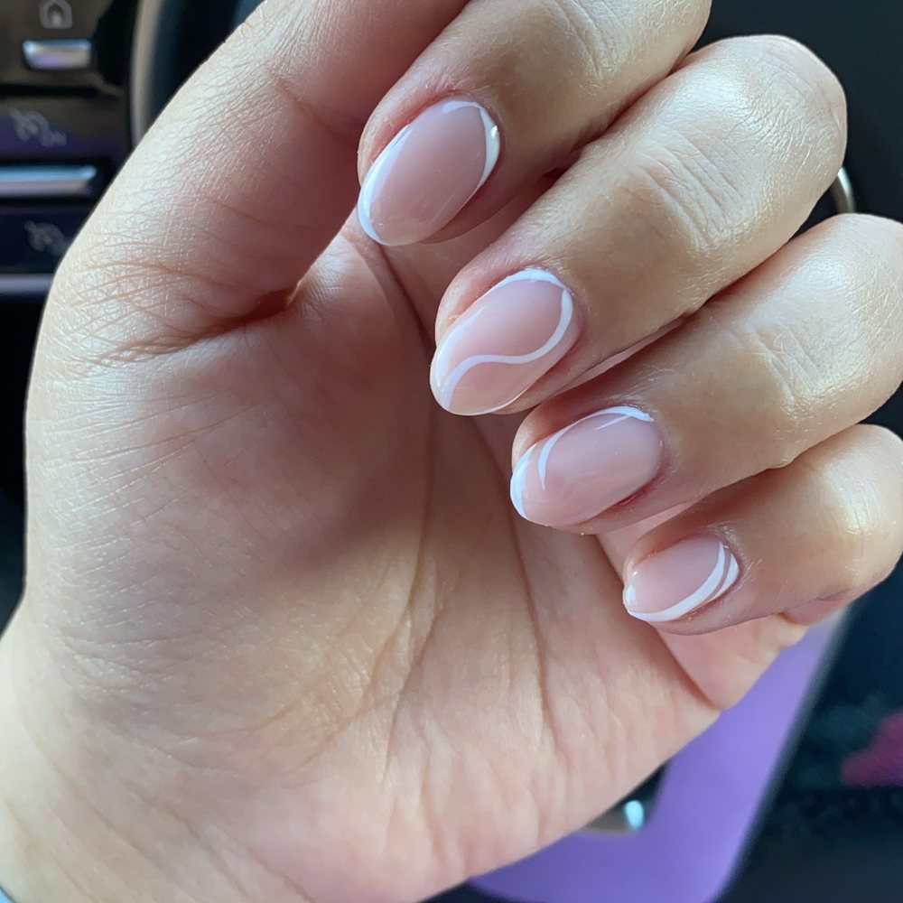 Nails by Nana
