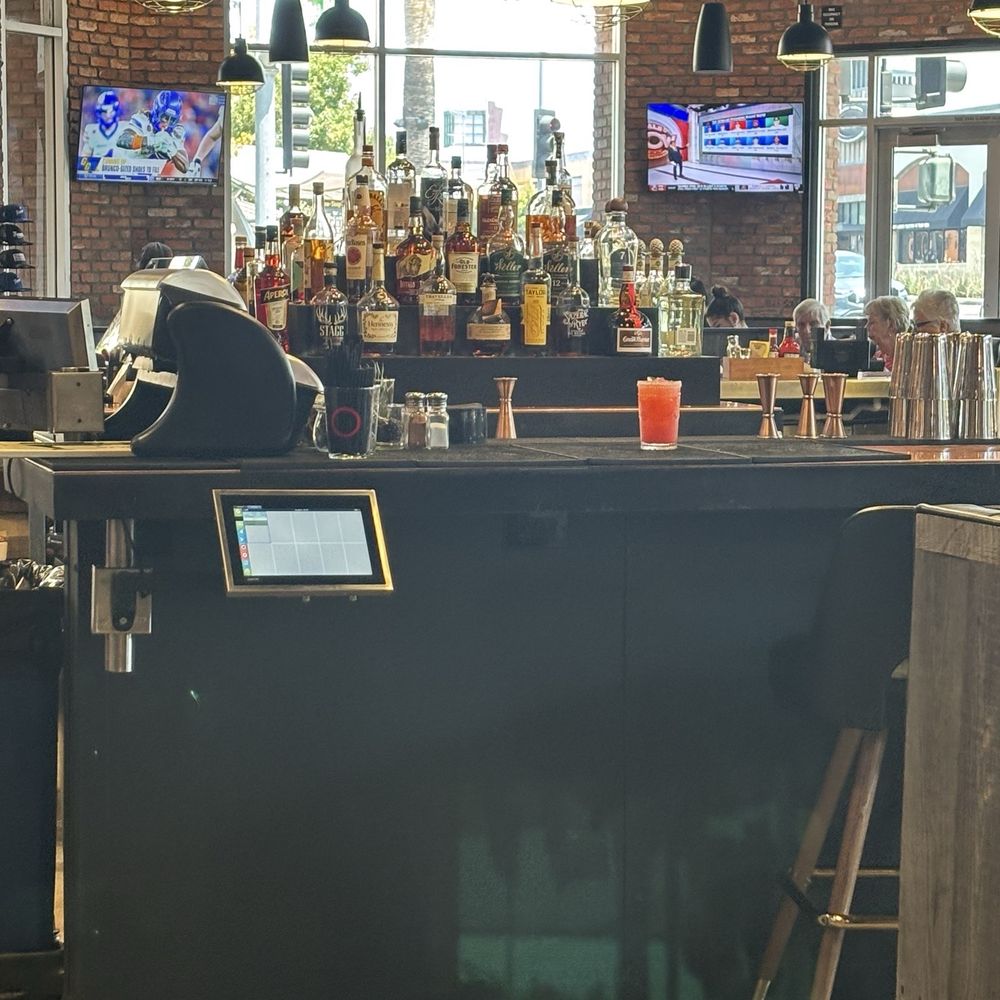Finney's Crafthouse - Bar area - New American Near Me - Brea, California