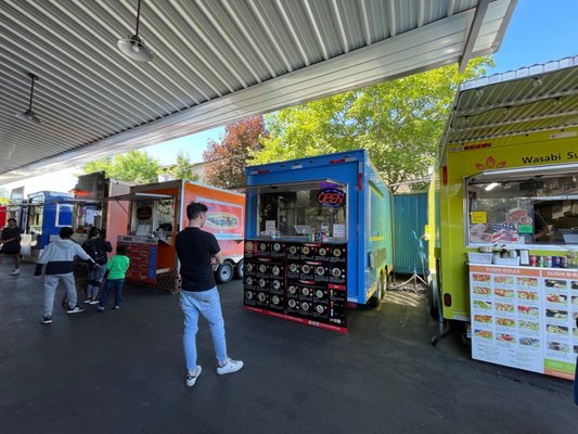 Happy Valley Station food carts by null