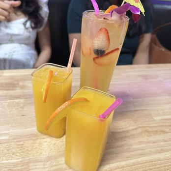 Mimosas Brunch & Bubbles - Mimosa - Breakfast & Brunch Near Me - Campbell, California
