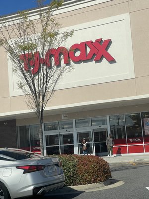 TJ MAXX - Updated January 2026 - 13 Reviews - 1241 Frederick Blvd